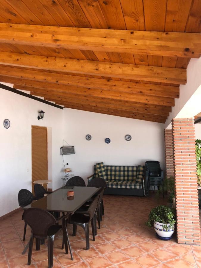 Chalet Embalse Bermejales Arenas del Rey Exterior foto