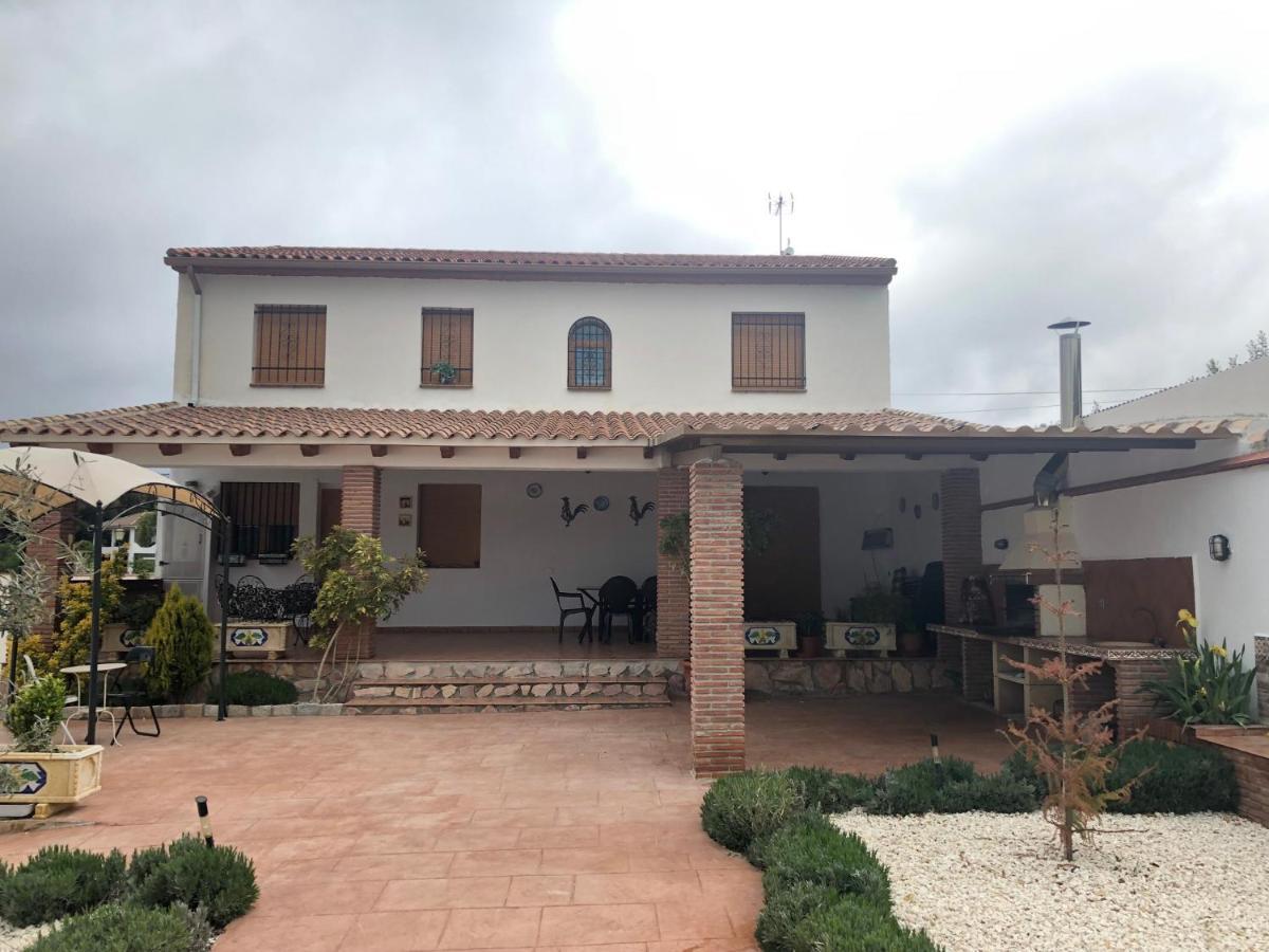 Chalet Embalse Bermejales Arenas del Rey Exterior foto